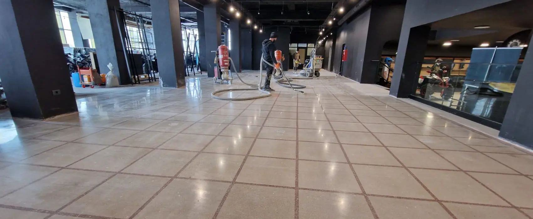 slefuire lustruire mozaic